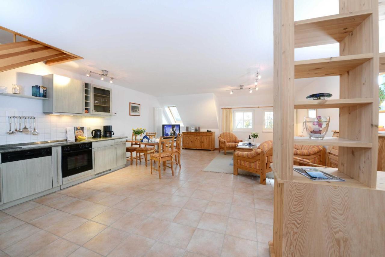 Stoertebeker Appartements - "Stoertebeker Pferdehof" ラルスヴィーク 部屋 写真