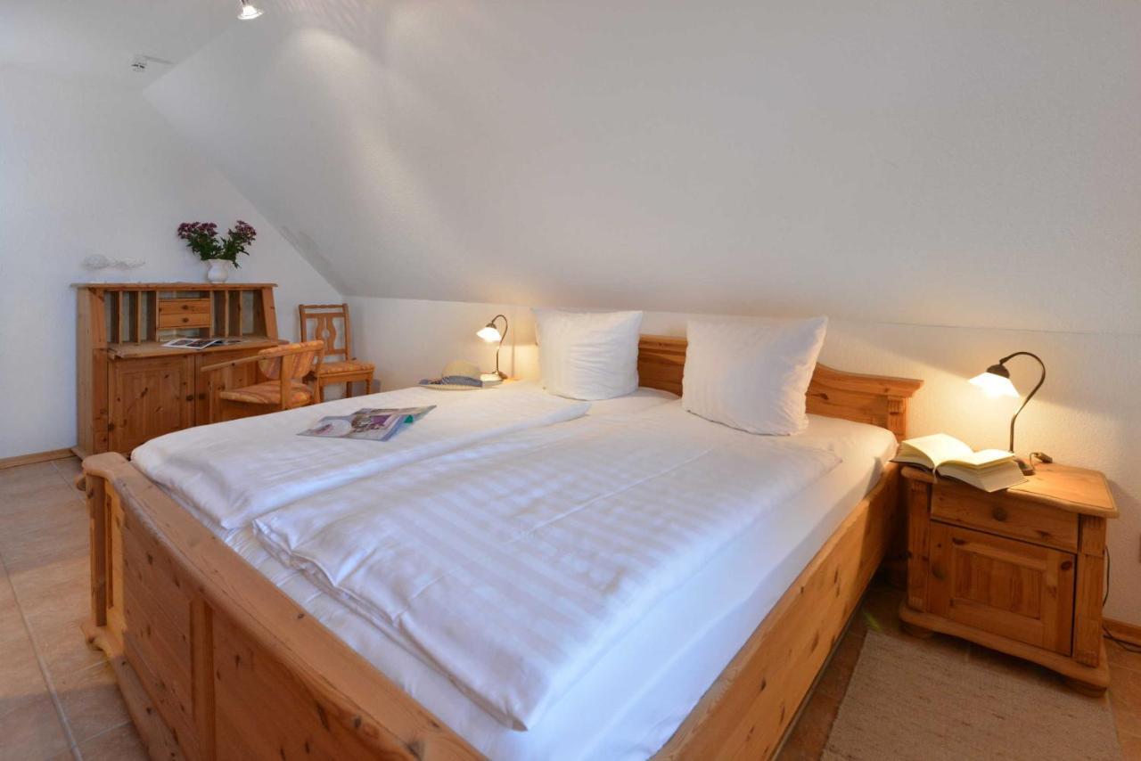 Stoertebeker Appartements - "Stoertebeker Pferdehof" ラルスヴィーク 部屋 写真