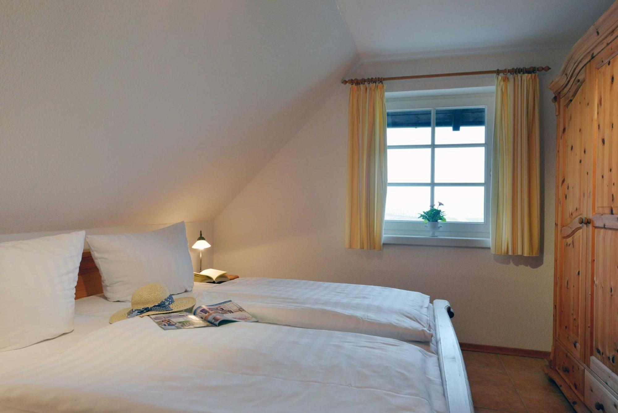 Stoertebeker Appartements - "Stoertebeker Pferdehof" ラルスヴィーク 部屋 写真